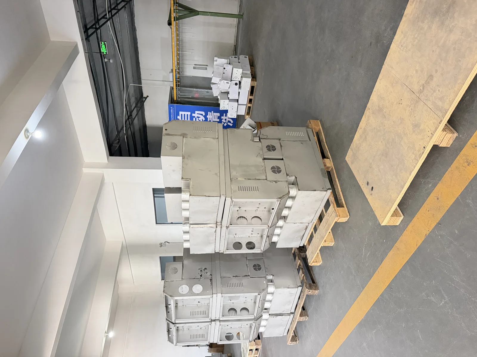 CNC machining of ultrasonic atomizer housings